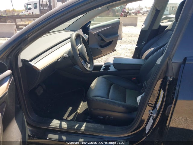 12606605 :رقم المزاد ، 5YJ3E1EA2MF857207 vin ، 2021 Tesla Model 3 مزاد بيع