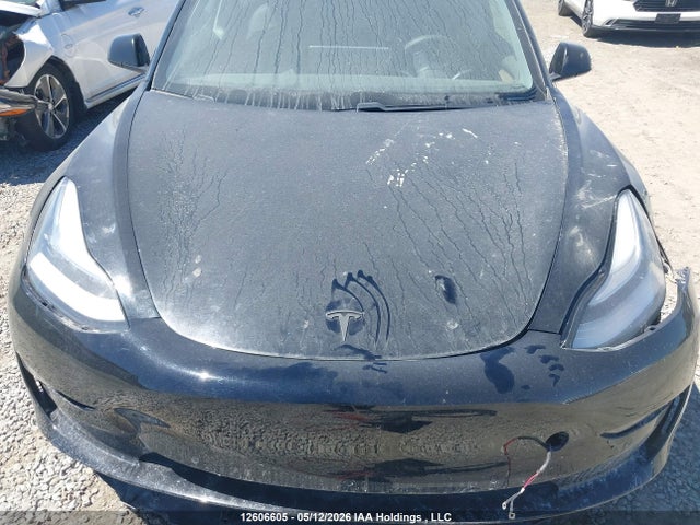 12606605 :رقم المزاد ، 5YJ3E1EA2MF857207 vin ، 2021 Tesla Model 3 مزاد بيع