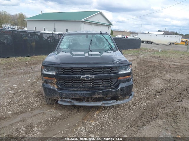 Продаж на аукціоні авто 2018 Chevrolet Silverado 1500 Custom, vin: 3GCUKPEC9JG474887, номер лоту: 12606606