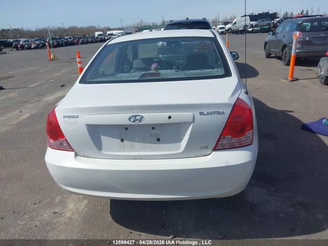 2005 Hyundai Elantra Se მანქანა იყიდება აუქციონზე, vin: KMHDN45D15U075016, აუქციონის ნომერი: 12599427