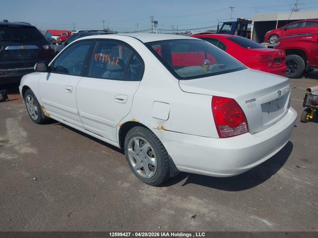 2005 Hyundai Elantra Se მანქანა იყიდება აუქციონზე, vin: KMHDN45D15U075016, აუქციონის ნომერი: 12599427