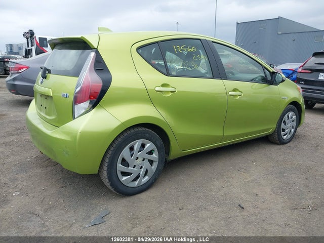 JTDKDTB32F1095928 Toyota Prius C Technology