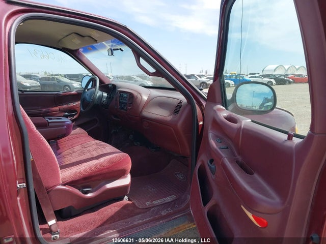 12606631 :رقم المزاد ، 2FTRF18LXWCA89555 vin ، 1998 Ford F150 مزاد بيع