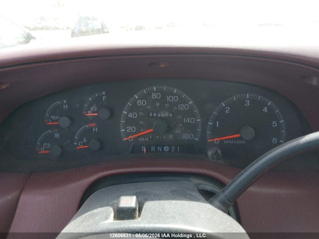 12606631 :رقم المزاد ، 2FTRF18LXWCA89555 vin ، 1998 Ford F150 مزاد بيع