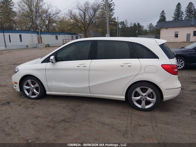 WDDMH4EBXEJ264362 Mercedes-Benz B250