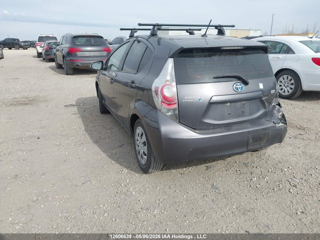 12606639 :رقم المزاد ، JTDKDTB33D1538973 vin ، 2013 Toyota Prius C مزاد بيع