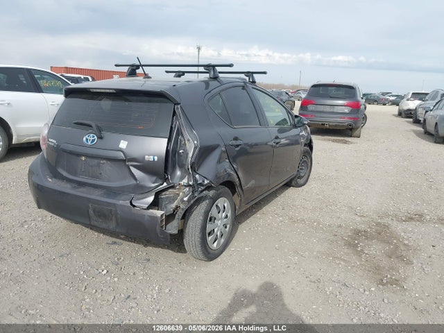 12606639 :رقم المزاد ، JTDKDTB33D1538973 vin ، 2013 Toyota Prius C مزاد بيع