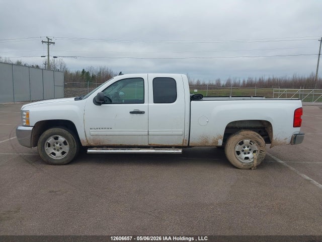 Продажа на аукционе авто 2013 Chevrolet Silverado 1500 Lt, vin: 1GCRCSE02DZ151510, номер лота: 12606657