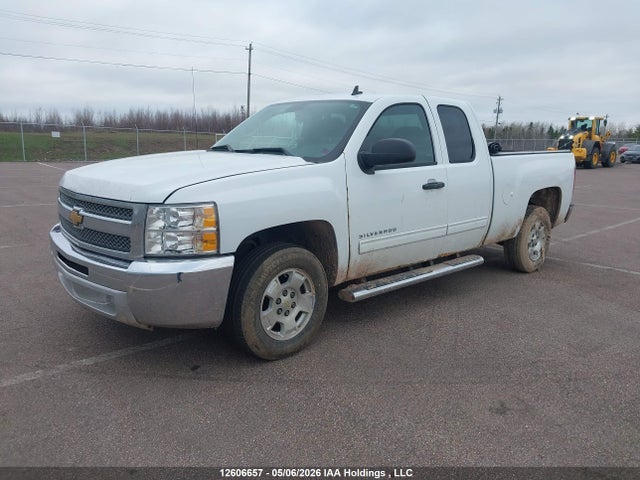 Продажа на аукционе авто 2013 Chevrolet Silverado 1500 Lt, vin: 1GCRCSE02DZ151510, номер лота: 12606657