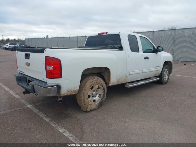 Продажа на аукционе авто 2013 Chevrolet Silverado 1500 Lt, vin: 1GCRCSE02DZ151510, номер лота: 12606657