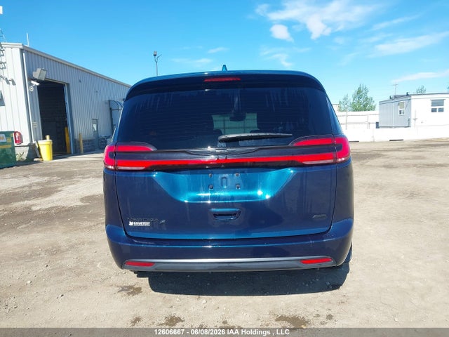 Продажа на аукционе авто 2022 Chrysler Pacifica Touring, vin: 2C4RC3FG4NR200283, номер лота: 12606667