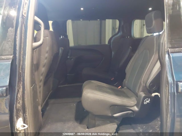 Продажа на аукционе авто 2022 Chrysler Pacifica Touring, vin: 2C4RC3FG4NR200283, номер лота: 12606667