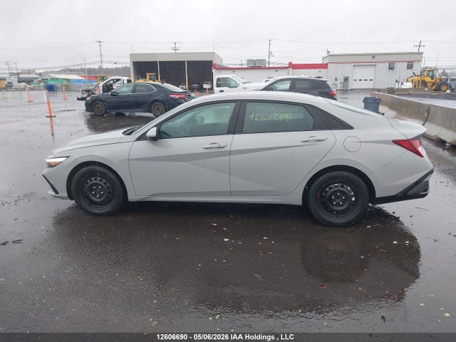 2025 Hyundai Elantra Preferred მანქანა იყიდება აუქციონზე, vin: KMHLM4DGXSU037046, აუქციონის ნომერი: 12606690