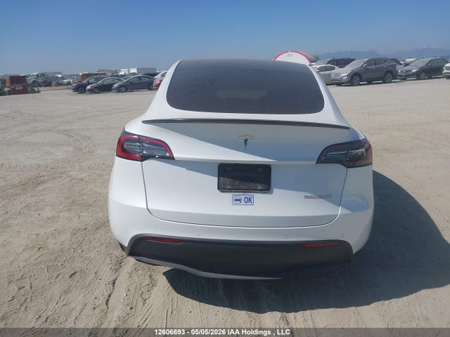 Tesla Model Y 2022 7SAYGDEF7NF464062 Image 15