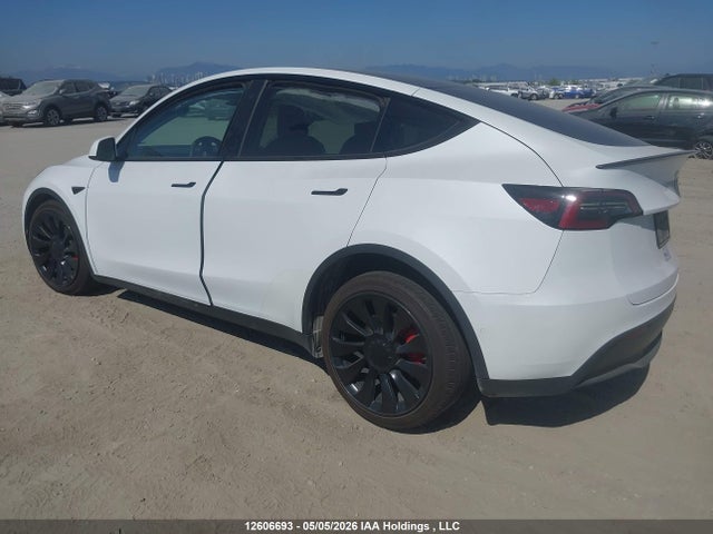 Tesla Model Y 2022 7SAYGDEF7NF464062 Image 3