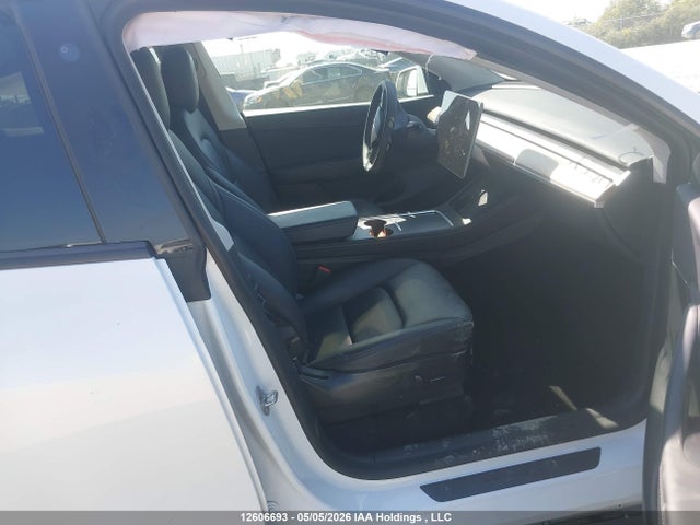 Tesla Model Y 2022 7SAYGDEF7NF464062 Image 5