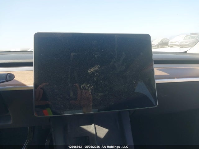 Tesla Model Y 2022 7SAYGDEF7NF464062 Image 7