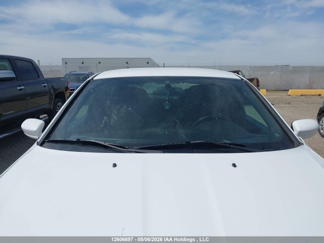 Chrysler 200 LX 2014 1C3CCBABXEN229607 Image 17