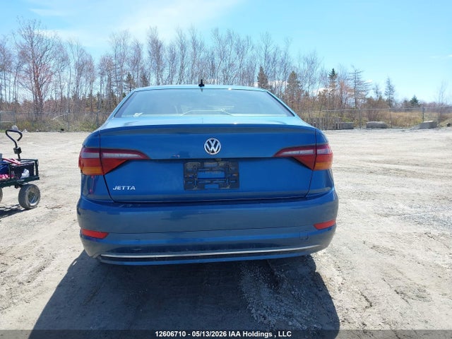 3VWN57BU9KM047394 Volkswagen Jetta 1.4 Tsi Comfortline