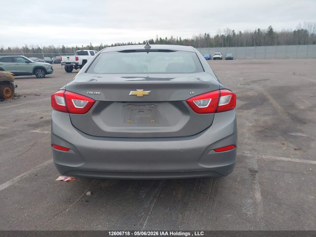 Aukcja sprzedaży 2018 Chevrolet Cruze Lt, vin: 1G1BE5SM4J7169897, numer aukcji: 12606718