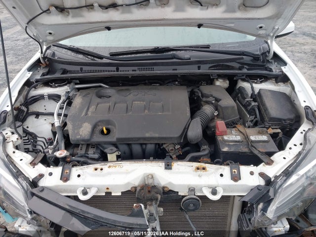 2T1BURHE1JC091787 Toyota COROLLA LE