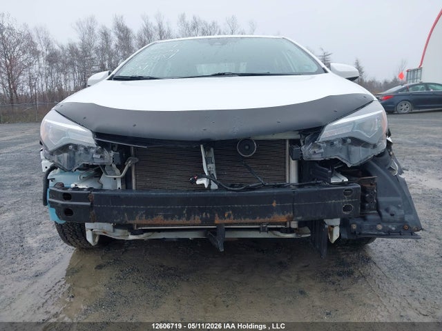 2T1BURHE1JC091787 Toyota COROLLA LE