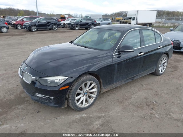 2014 Bmw 320i Xdrive მანქანა იყიდება აუქციონზე, vin: WBA3C3C54EK200028, აუქციონის ნომერი: 12606723