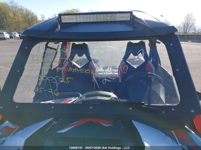 3JBPVAP22FJ000525 Can-Am Maverick 1000r X Xc Dps