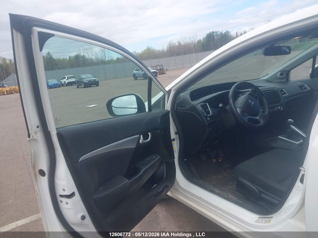 Honda Civic Lx 2015 2HGFB2E57FH013922 Image 19