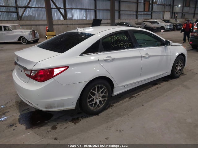 2013 Hyundai Sonata Gl მანქანა იყიდება აუქციონზე, vin: 5NPEB4AC2DH582465, აუქციონის ნომერი: 12606774