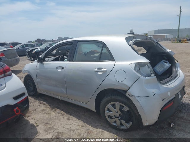 2022 Kia Rio S მანქანა იყიდება აუქციონზე, vin: 3KPA25AD8NE477478, აუქციონის ნომერი: 12606777