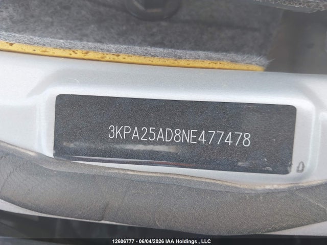 2022 Kia Rio S მანქანა იყიდება აუქციონზე, vin: 3KPA25AD8NE477478, აუქციონის ნომერი: 12606777
