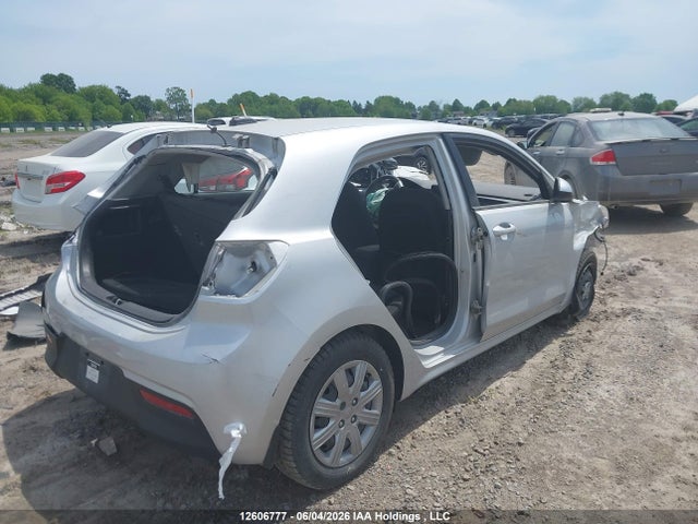 2022 Kia Rio S მანქანა იყიდება აუქციონზე, vin: 3KPA25AD8NE477478, აუქციონის ნომერი: 12606777
