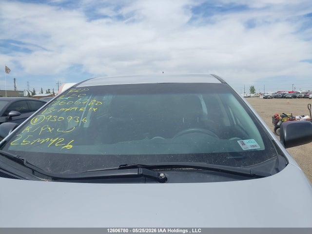 12606780 :رقم المزاد ، 2T1KU4EE9DC930936 vin ، 2013 Toyota Matrix Wagon مزاد بيع