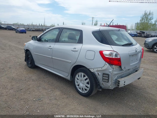 12606780 :رقم المزاد ، 2T1KU4EE9DC930936 vin ، 2013 Toyota Matrix Wagon مزاد بيع