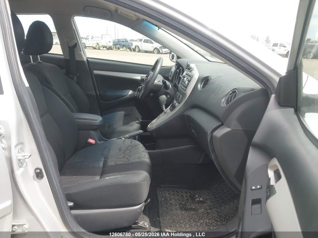 12606780 :رقم المزاد ، 2T1KU4EE9DC930936 vin ، 2013 Toyota Matrix Wagon مزاد بيع