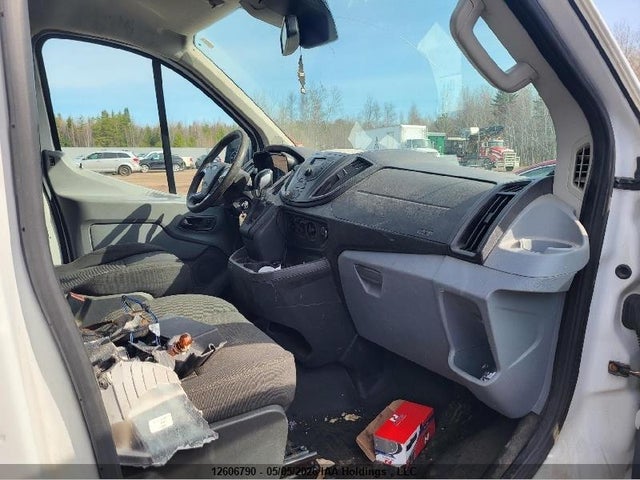 2015 Ford Transit T-250 მანქანა იყიდება აუქციონზე, vin: 1FTNR1YV5FKA25264, აუქციონის ნომერი: 12606790