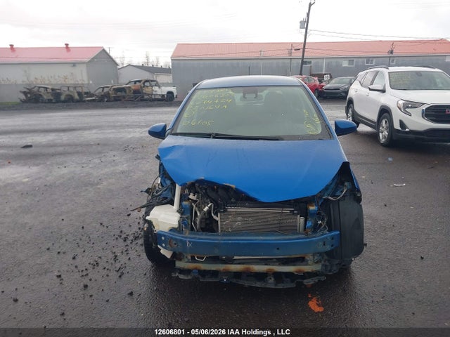 VNKKTUD32HA074724 Toyota YARIS LE