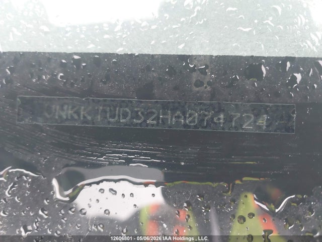 VNKKTUD32HA074724 Toyota YARIS LE