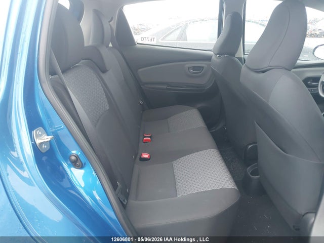 VNKKTUD32HA074724 Toyota YARIS LE