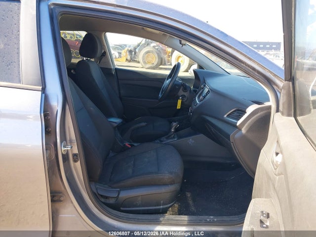 2018 Hyundai Accent Gl მანქანა იყიდება აუქციონზე, vin: 3KPC25A39JE037683, აუქციონის ნომერი: 12606807