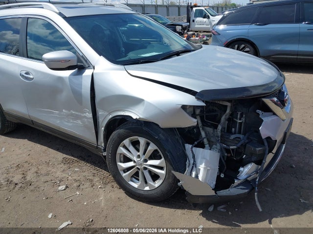 2015 Nissan Rogue S/sl/sv მანქანა იყიდება აუქციონზე, vin: 5N1AT2MV8FC813845, აუქციონის ნომერი: 12606808