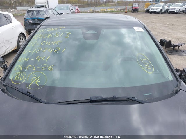 2HGFE2F33NH127421 Honda Civic