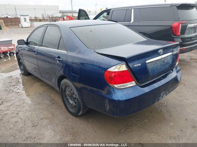 2005 Toyota Camry Le/se/std/xle მანქანა იყიდება აუქციონზე, vin: 4T1BE32K95U409653, აუქციონის ნომერი: 12606840