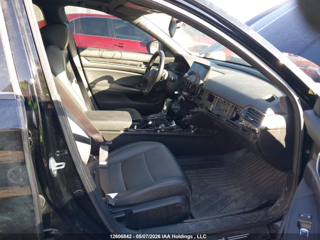 2022 Honda Accord Sport 1.5t მანქანა იყიდება აუქციონზე, vin: 1HGCV1F31NA800847, აუქციონის ნომერი: 12606842