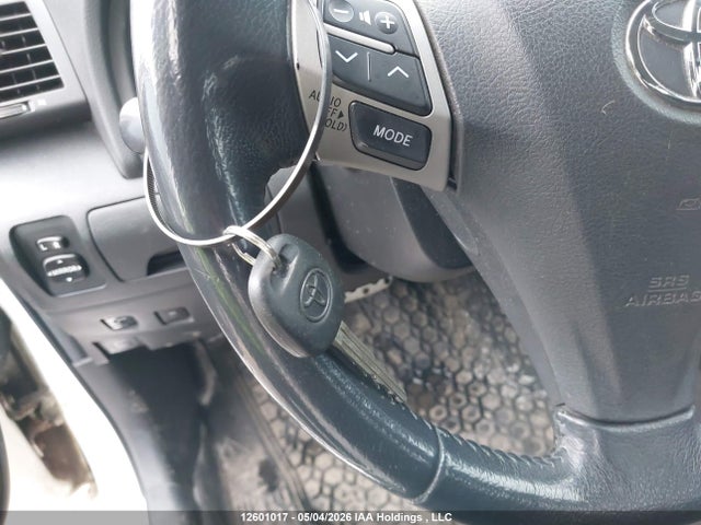 12601017 :رقم المزاد ، 4T1BF3EK0AU575403 vin ، 2010 Toyota Camry Se مزاد بيع