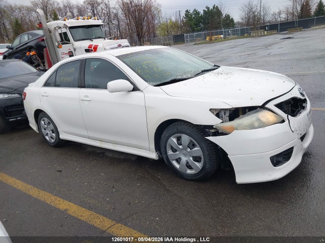 12601017 :رقم المزاد ، 4T1BF3EK0AU575403 vin ، 2010 Toyota Camry Se مزاد بيع