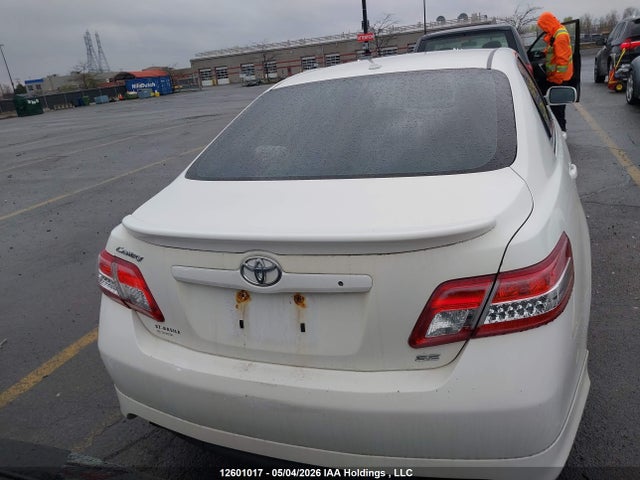 12601017 :رقم المزاد ، 4T1BF3EK0AU575403 vin ، 2010 Toyota Camry Se مزاد بيع