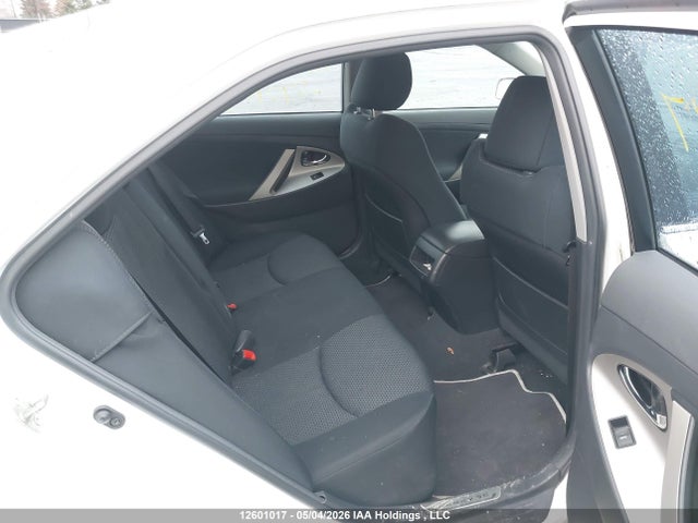 12601017 :رقم المزاد ، 4T1BF3EK0AU575403 vin ، 2010 Toyota Camry Se مزاد بيع