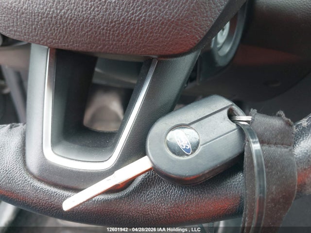 1FADP3K22HL297043 Ford FOCUS SE